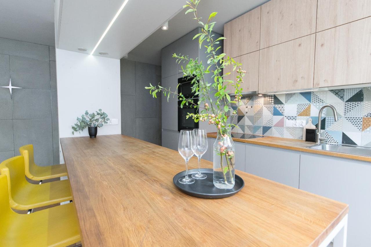Private Garden In City Center P4You Pl Krakau Exterior foto