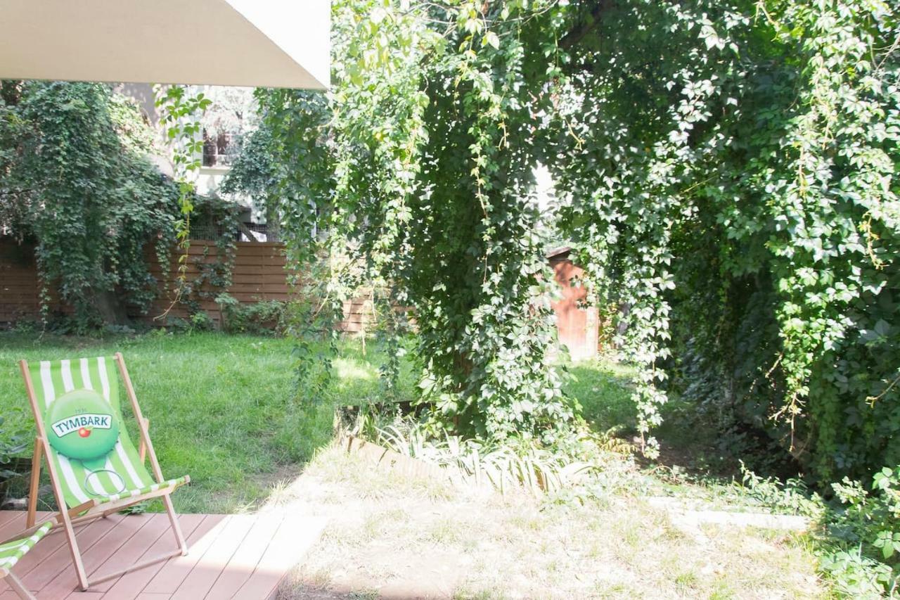 Private Garden In City Center P4You Pl Krakau Exterior foto