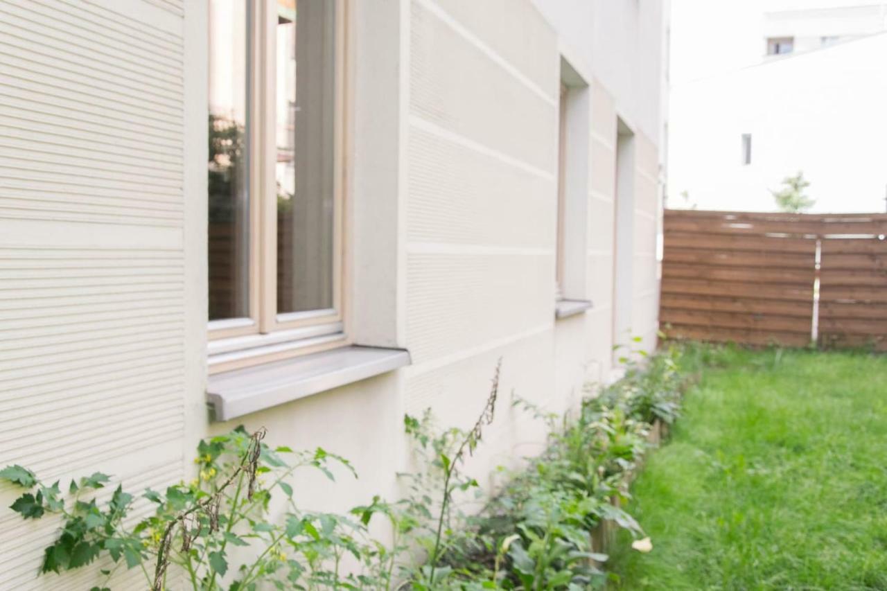 Private Garden In City Center P4You Pl Krakau Exterior foto