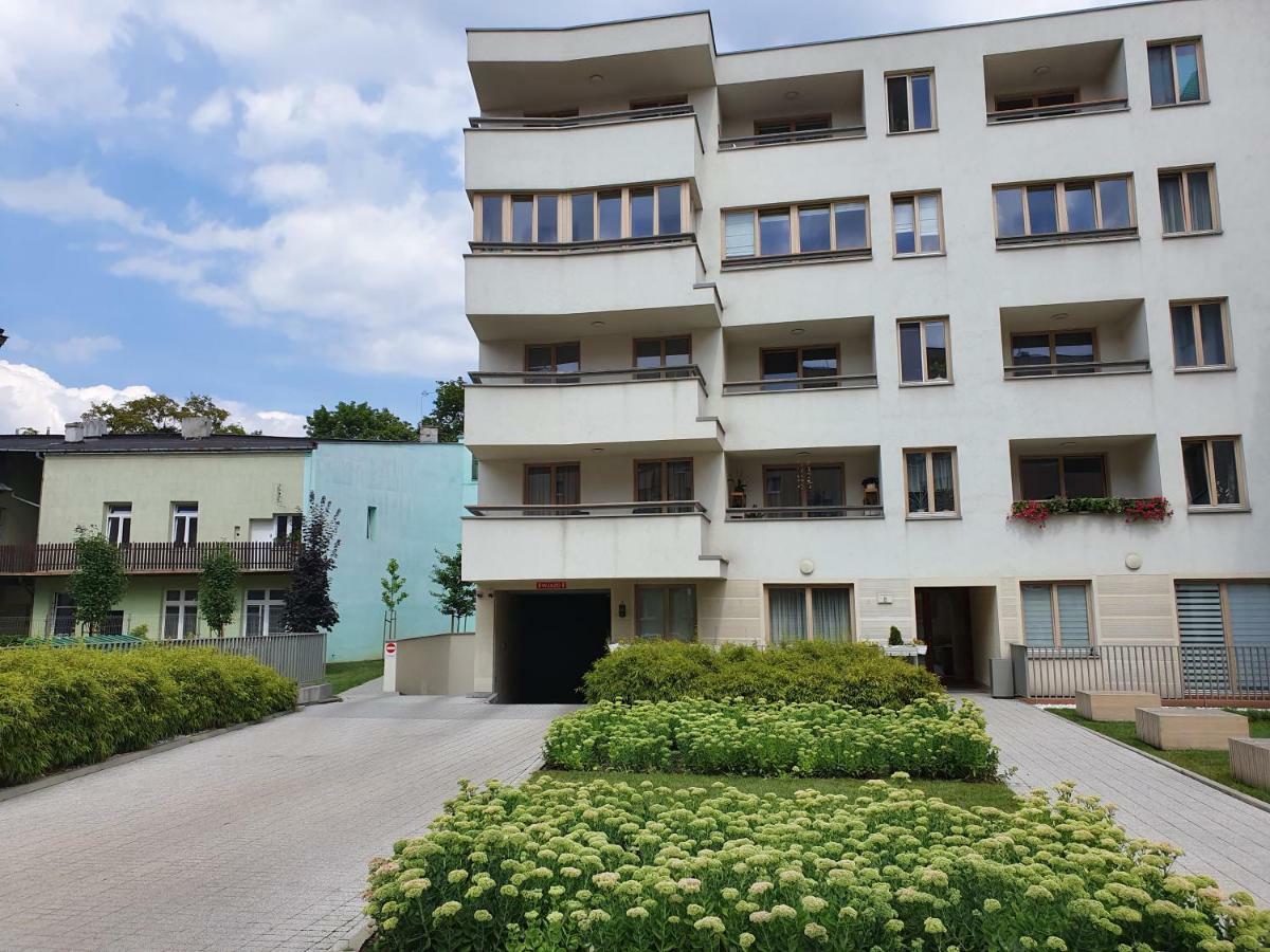 Private Garden In City Center P4You Pl Krakau Exterior foto